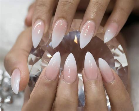 The Best 12 Ombre Nail Art - French fades, unicorn and more - Gazzed