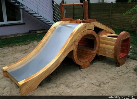 Wooden slide. | Природная игровая площадка, Игровая площадка на заднем ...