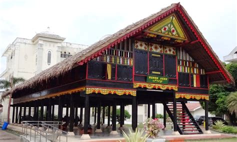 The Traditional House of Aceh - Indonesia ~ JEJAK ZATIN