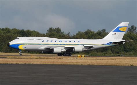 Lufthansa B747-400 retro livery | Aviação, Aviao, Aeronave