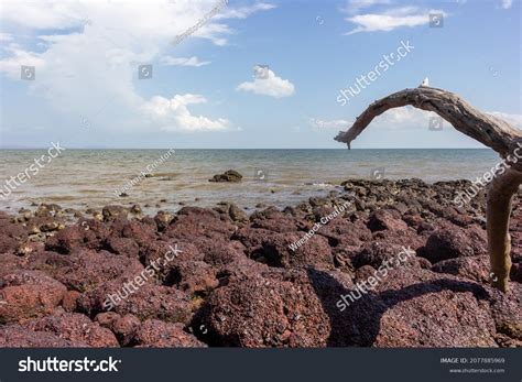 Tanjung Batu Beach Kendawangan West Kalimantan Stock Photo 2077885969 | Shutterstock