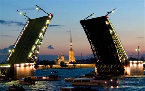 The Bridges in St. Petersburg. — Guide For You Tours