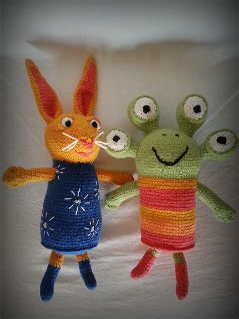 Wanda and the Alien amigurumi :) Finger Puppets, Elaines, Crochet Toys, Diy For Kids, Alien ...