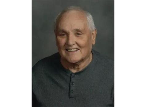 Richard Jones Obituary (2024) - Waterloo, IA - Hagarty-Waychoff-Grarup Funeral Service on South ...