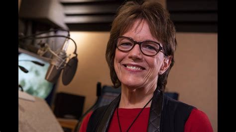 Susan Bennett | Original Voice of Apple's Siri - YouTube