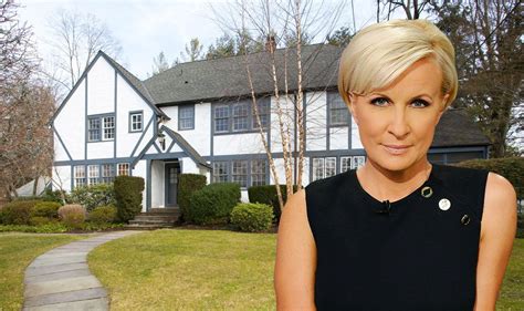 ‘Morning Joe’ host Mika Brzezinski lists Bronxville home – Metro US