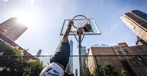 What Is A Dunk In Basketball? Ultimate Guide - Ball Unlocked