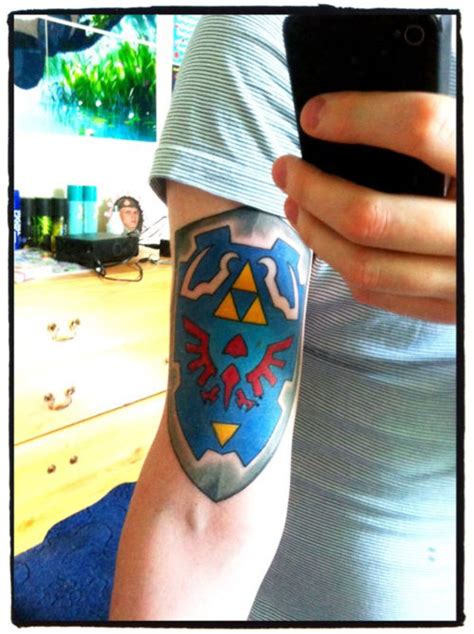 Legend of Zelda Hyrule Shield Tattoo [pic] - Global Geek News