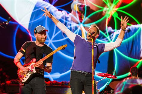 15 Epic Things You'll Never Forget After Watching Coldplay Live