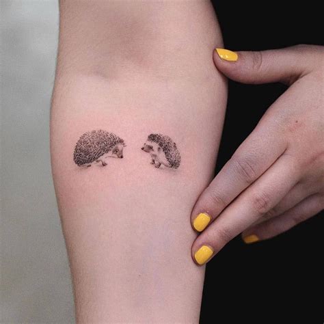 😍😍😍 ☛owner/artis | Tiny tattoos, Detailed tattoo, Minimal tattoo