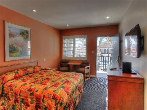 Dunes Inn Sunset Motel (Los Angeles (CA)) - Deals, Photos & Reviews