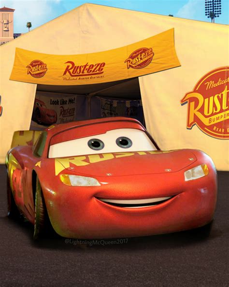 Cars 3: Rust Eze Racing Center Lightning McQueen by ...