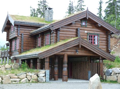 ItchyFeet: Trysil / Norway - Ugla Hyttegrend - Luxury Log Cabins - Nowegian "Laft Hus" at summertime