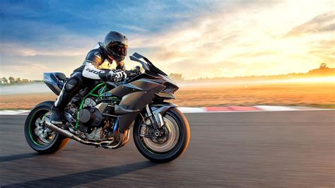 10 Things We Like About The Kawasaki Ninja H2 R