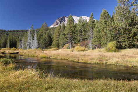 Guides - Mt. Lassen, CA - General Info - Dave's Travel Corner