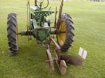 John Deere H-1 Plow - Pic # 2 - Yesterday's Tractors