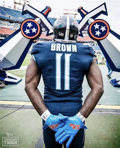 Aj Brown Wallpaper Titans / Titans A J Brown Played Through Serious Injury This Season ...