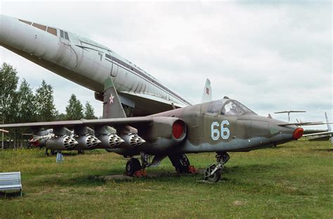 Su-25 'Frogfoot' | Monino, 28 August 1993. 66 blue is the 11… | Flickr