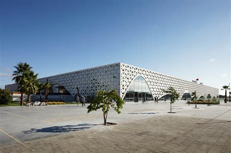 Kenitra Train Station / Silvio d’Ascia Architecture + Omar Kobbité Architectes | ArchDaily