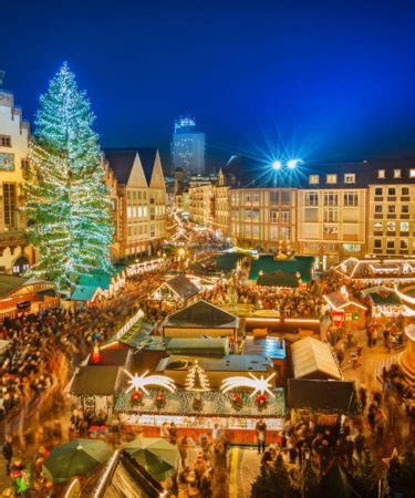 The 11 Best Christmas Markets Around The World | VinePair