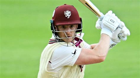 County Championship: Tom Abell stars as Somerset beat Warwickshire - BBC Sport