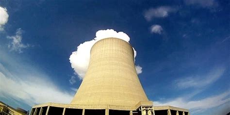 Two more Illinois nuclear power plants are in financial distress ...