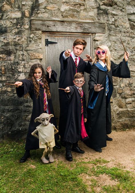 Harry Potter Family Costume ideas #familycostumeideas Harry Potter ...