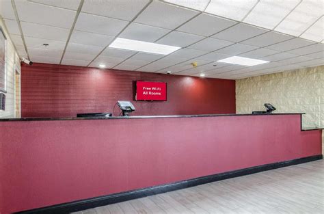 Red Roof Inn & Conference Center Wichita Airport Hotel (Wichita (KS)) - Deals, Photos & Reviews