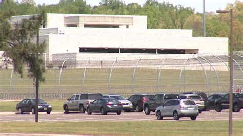 Families of Butner inmates concerned as COVID-19 death toll rises at federal prison | CBS 17