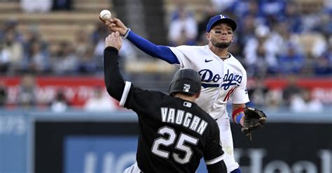 Recap: Dodger bullpen falters again in 8-4 loss to White Sox - Los ...