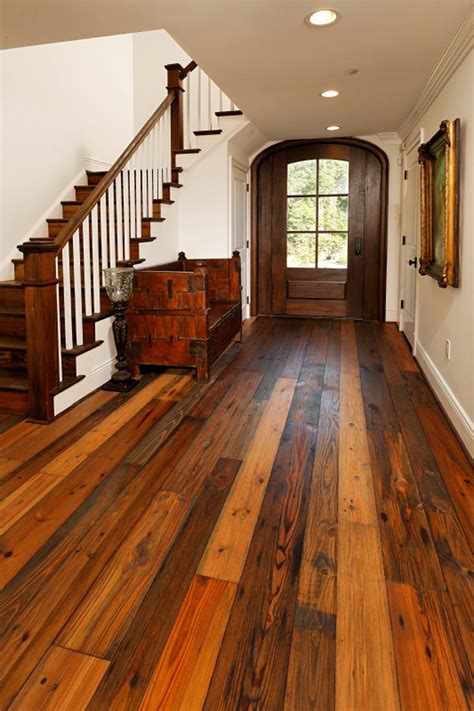 Authentic Pine Floors: Reclaimed Wood Compliments any Design Style