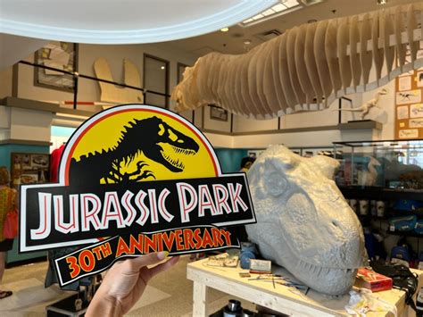 FIRST LOOK: Colossal Jurassic Park 30th Anniversary Merchandise Collection at Universal Tribute ...