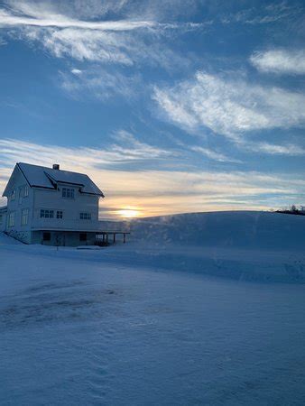 Aurora Borealis Observatory Senja - 2019 All You Need to Know BEFORE ...