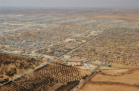 This Enormous Syrian Refugee Camp Is Now Jordan's Fifth Largest City [PHOTOS] | Business Insider