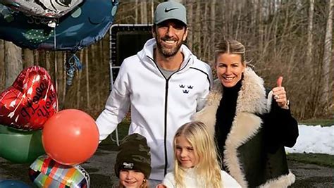 Henrik Lundqvist walks out of hospital a week after open-heart surgery