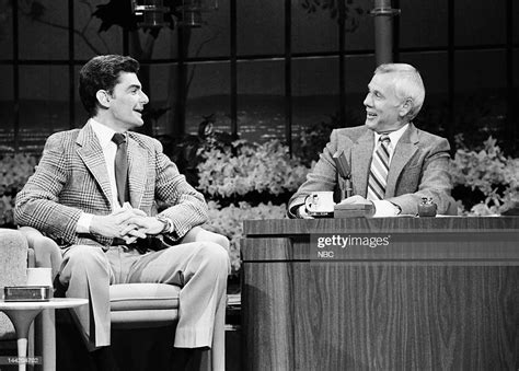 Actor Richard Benjamin, host Johnny Carson -- News Photo - Getty Images