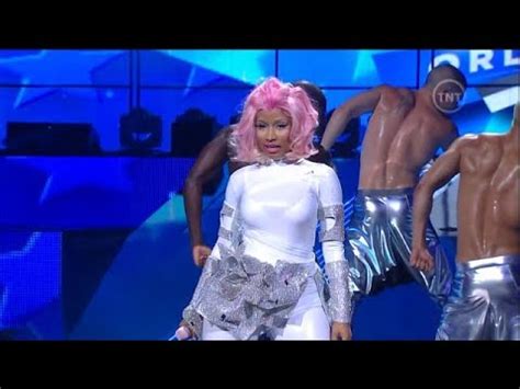 Nicki Minaj Super Bass Live At NBA 2012 - YouTube