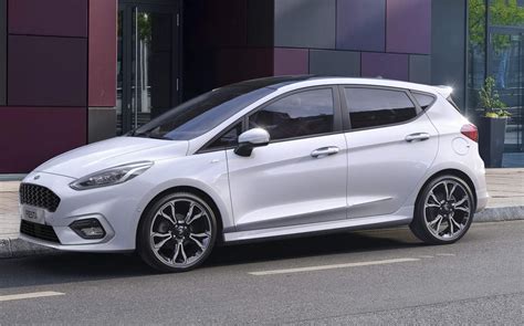 Ford Fiesta 2021 ganha motor híbrido e câmbio DCT-7