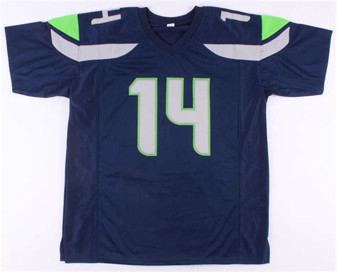 DK Metcalf Signed Jersey (JSA COA) | Pristine Auction