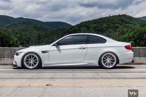 BMW M3 E9X White CCW HS540 | Wheel Front