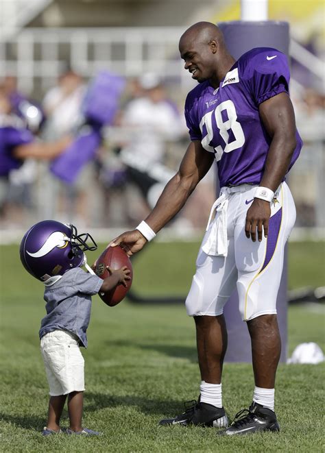 Adrian Peterson could have 7 kids: ex