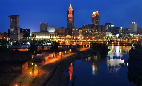 Cleveland Metro Sports Travel Guide - Stadium Scene