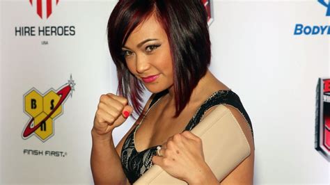 Michelle Waterson: World Atomweight Champion Reveals Her Workout, Diet ...