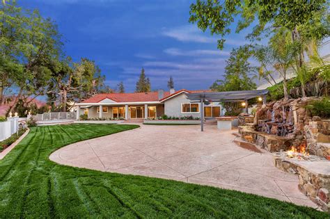 Entertainer's Dream: Woodland Hills House Priced at $1,499,000