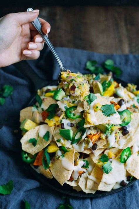 Loaded Nachos With Creamy Jalapeño Queso – The Blonde Chef