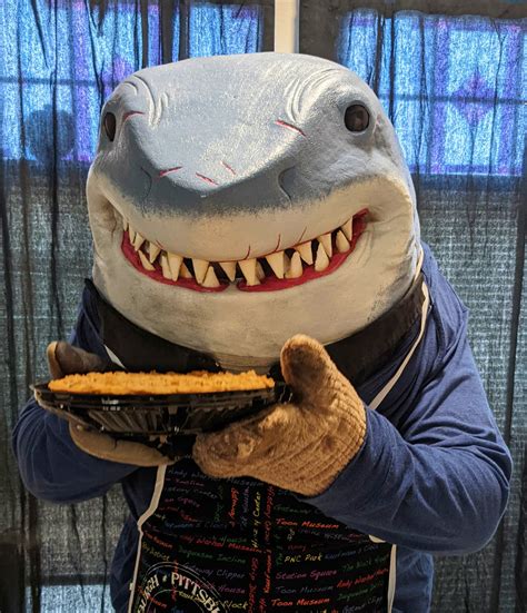 Wholesome King Shark cosplay