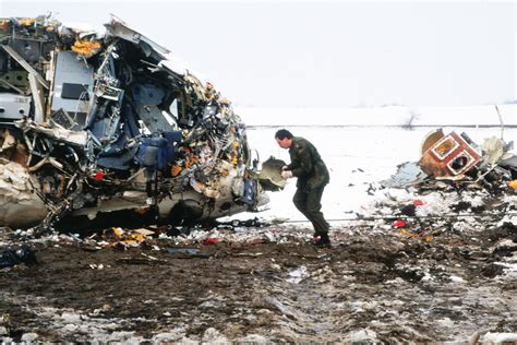 Crash of a Fokker 100 in Skopje: 83 killed | Bureau of Aircraft Accidents Archives