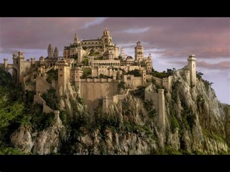 Top 5 Biggest Castles in the World | Doovi