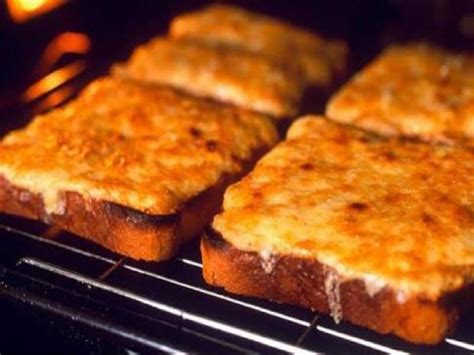 Cheese On Toast Nutrition Facts - Eat This Much