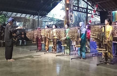 Saung Angklung Udjo Bandung, Wisata Budaya Sekaligus Edukasi – Ragamwisata